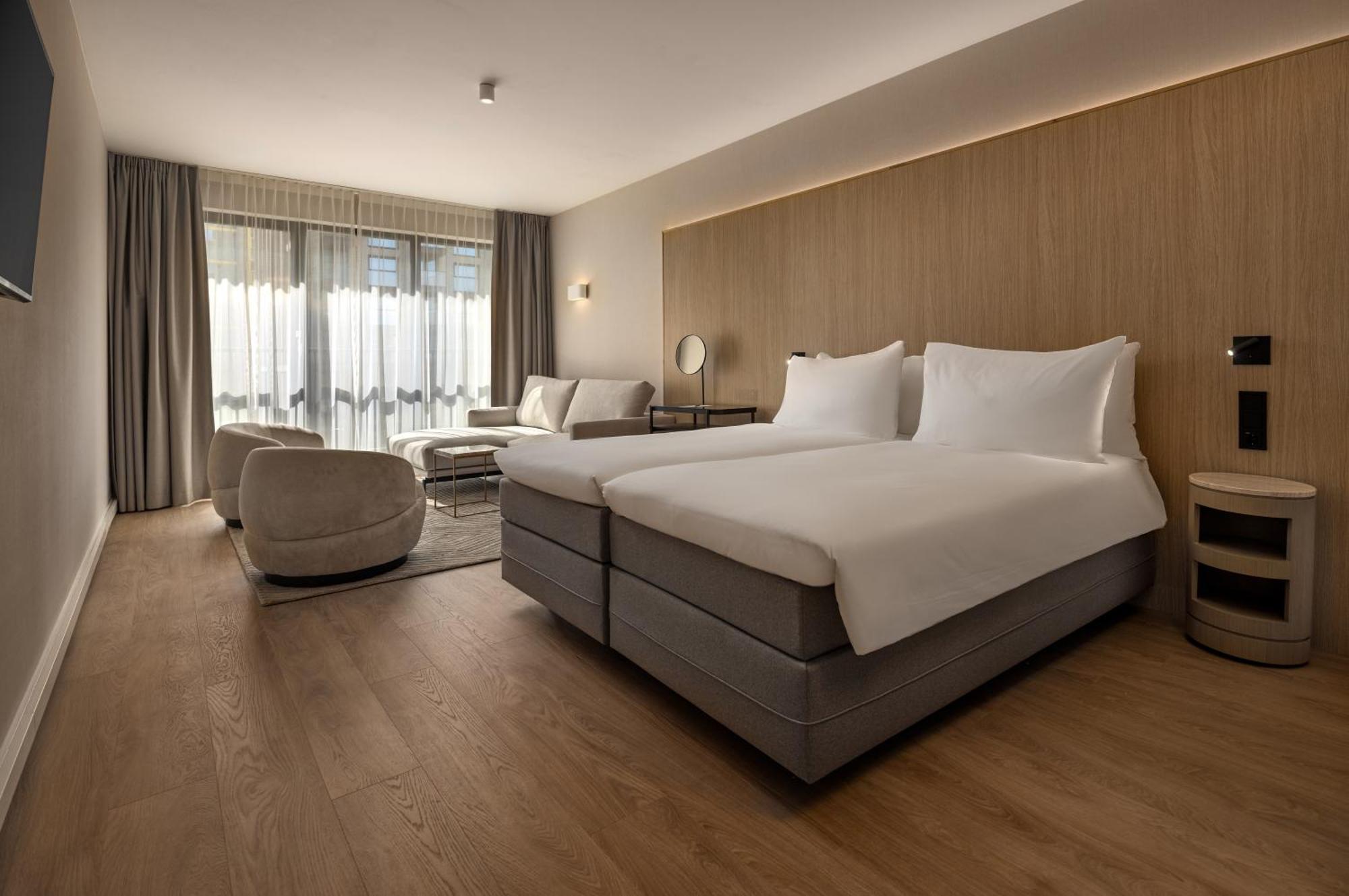Westcord Hotel
