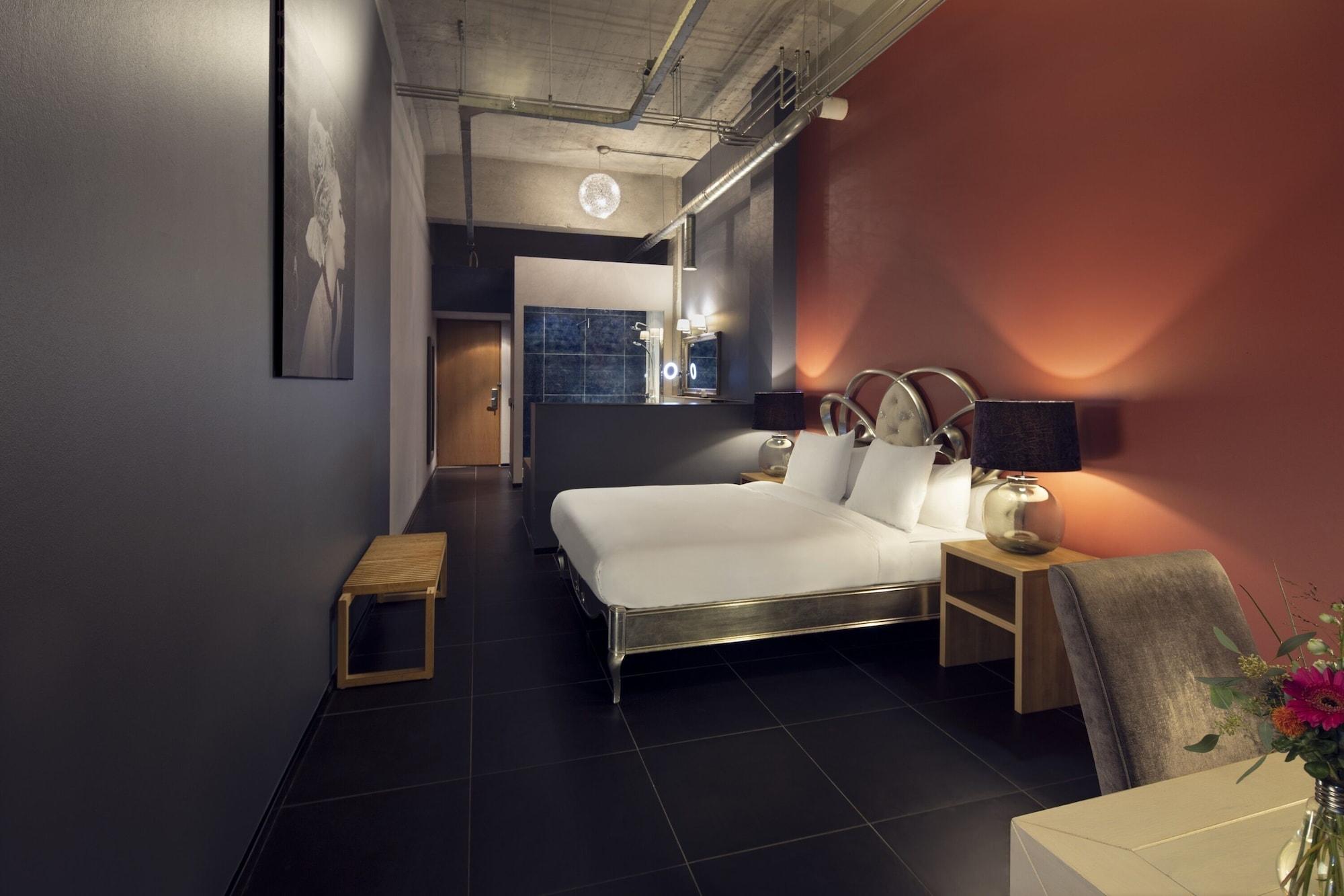 Hotel Inntel Art